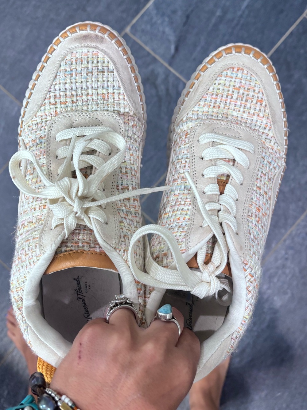 Universal thread platform woven sneakers - Picture 2 of 4